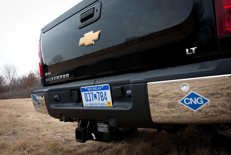  Chevrolet Silverado HD Bi-Fuel 2013 года  (фото 13 из 17)